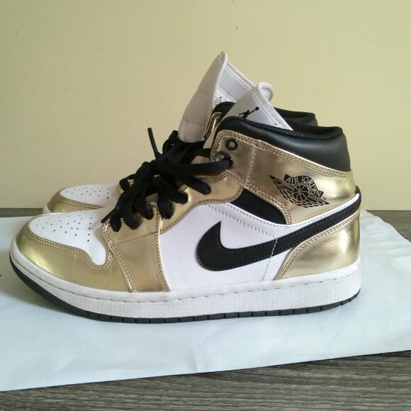 Nike Air Jordan 1 Mid SE Metallic Gold DC1419-700 Size 8 White Black Gold - Picture 1 of 11